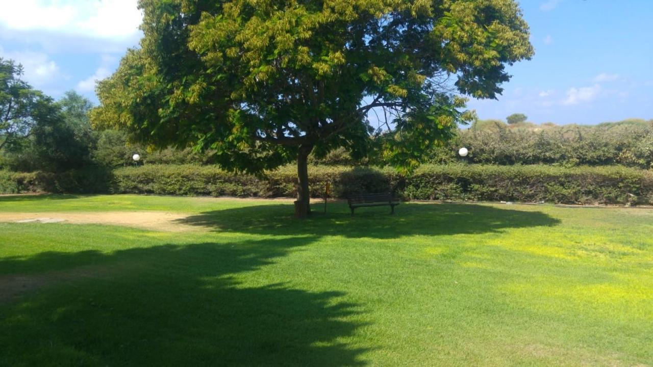 Liz Suite Caesarea Eksteriør bilde